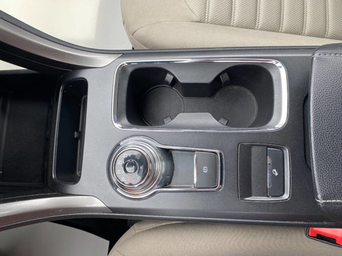 Used 2019 Ford Fusion S image 18
