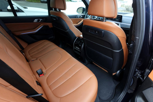 Used 2022 BMW X5 xDrive40i w/ M Sport Package image 13