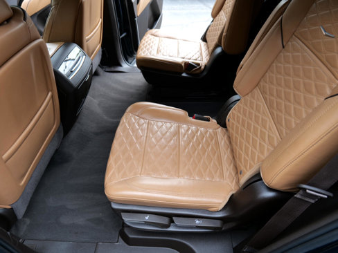 Used 2022 Cadillac Escalade Premium Luxury image 49