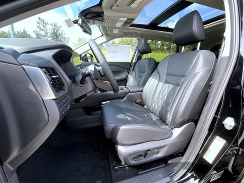 New 2026 Nissan Rogue Platinum image 11