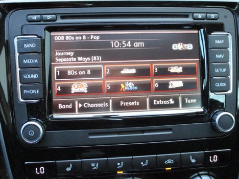Used 2015 Volkswagen Passat TDI SEL Premium image 27