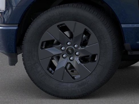 New 2025 Ford F150 Lightning XLT image 19