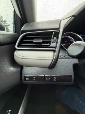 Used 2019 Toyota Camry LE image 35