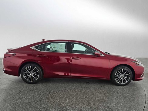 New 2025 Lexus ES 300h w/ Premium Package image 2