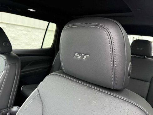 New 2026 Buick Enclave Sport Touring w/ Power Package image 26