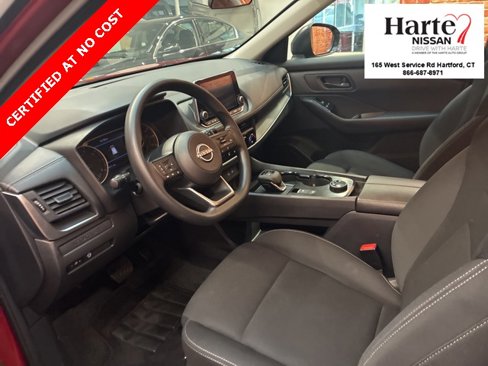 Used 2024 Nissan Rogue S image 8