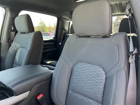 New 2026 RAM 1500 4x4 Crew Cab image 13