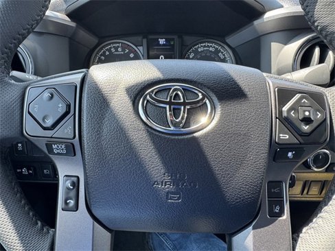 Used 2023 Toyota Tacoma TRD Sport image 20