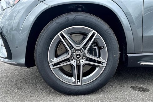 New 2026 Mercedes-Benz GLE 450e 4MATIC image 13