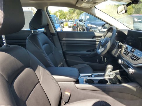 New 2025 Nissan Altima 2.5 SL image 31