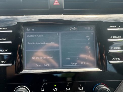 Used 2019 Toyota Camry LE image 15
