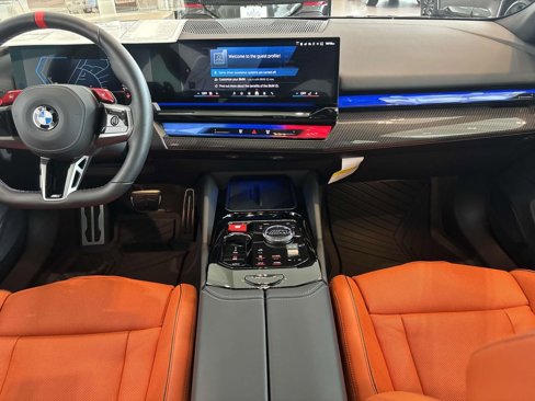 New 2026 BMW M5 w/ Executive Package image 30