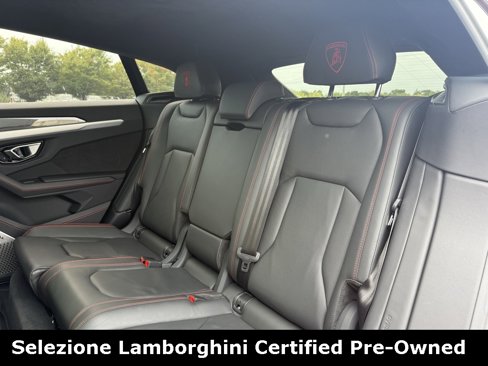 Used 2022 Lamborghini Urus image 37