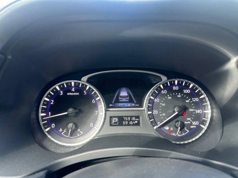 Used 2019 INFINITI QX60 Luxe w/ Essential Package image 17