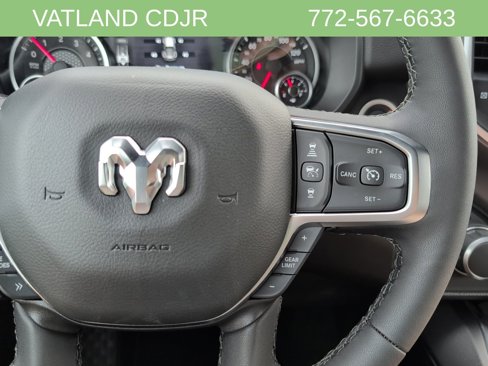 New 2026 RAM 1500 4x4 Crew Cab image 11
