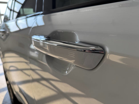 Used 2023 Jeep Grand Cherokee L Overland image 41