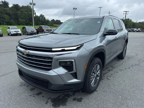 New 2026 Chevrolet Traverse LT image 1