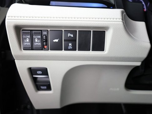 New 2026 Honda Odyssey Touring image 20