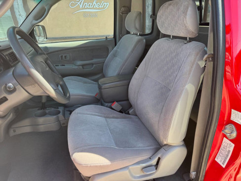 Used 2004 Toyota Tacoma PreRunner image 14
