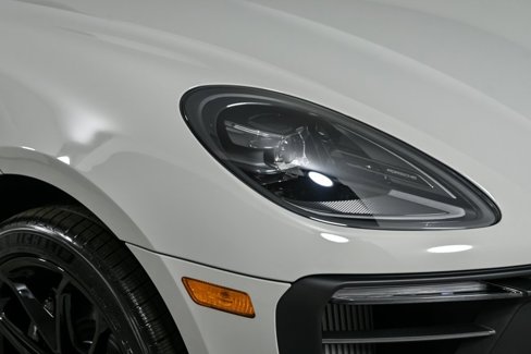 New 2026 Porsche Macan GTS image 37
