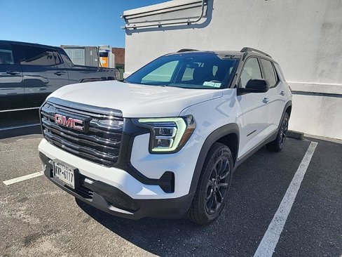 Used 2025 GMC Terrain Elevation w/ Black Edition image 3