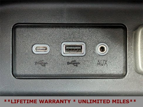 Used 2022 Chevrolet Equinox RS w/ LPO, Floor Liner Package image 26