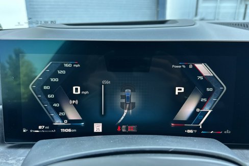 New 2026 BMW X7 M60i image 23