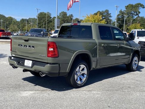 New 2026 RAM 1500 4x4 Crew Cab image 4