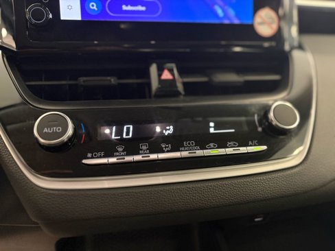 Used 2023 Toyota Corolla LE image 27