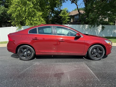 Used 2012 Volvo S60 T5 w/ Climate Pkg image 5