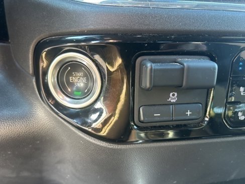 Used 2023 GMC Sierra 1500 SLT w/ SLT Premium Plus Package image 10