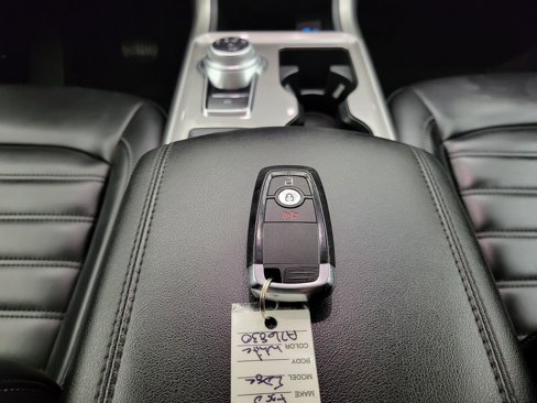 Used 2024 Ford Edge SEL image 43