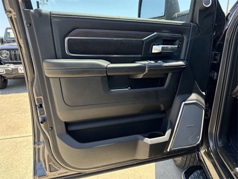 New 2025 RAM 3500 Laramie image 20