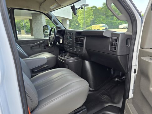 Used 2023 Chevrolet Express 3500 w/ Power Convenience Package image 34