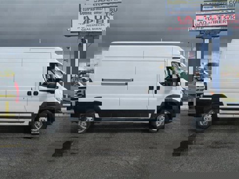 Used 2023 RAM ProMaster 2500 image 2