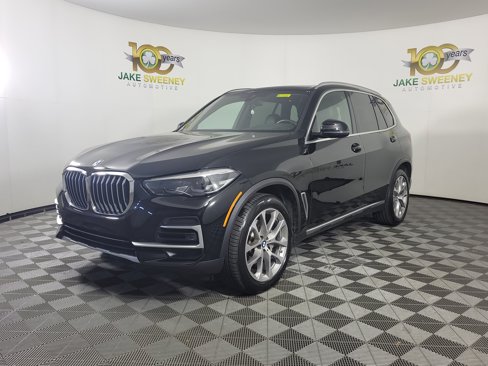 Certified 2022 BMW X5 xDrive40i w/ Premium Package image 3