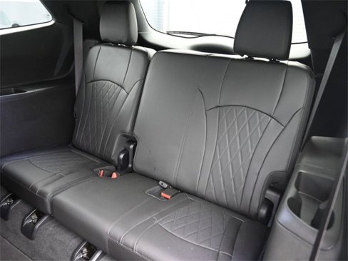 Used 2024 Buick Enclave Avenir w/ Avenir Technology Package image 13