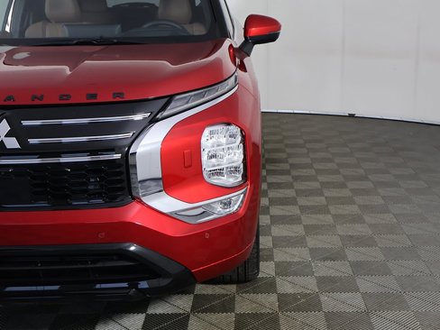 New 2025 Mitsubishi Outlander SEL image 21