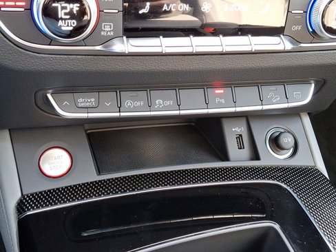 New 2025 Audi SQ5 Premium Plus image 25