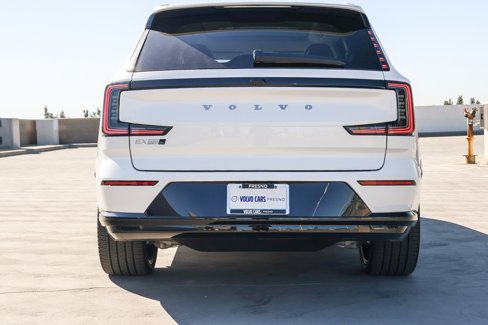 New 2025 Volvo EX90 Ultra image 5