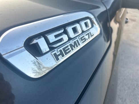 Used 2019 RAM 1500 Big Horn image 35