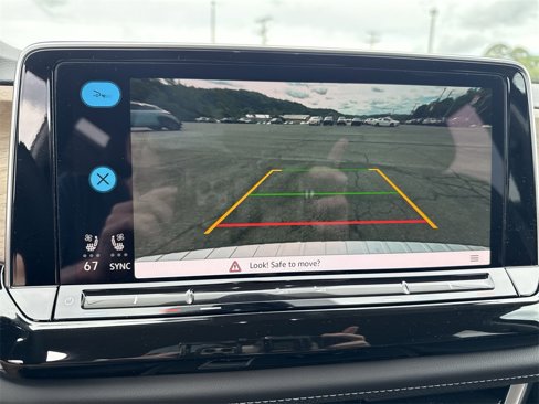 New 2025 Volkswagen Atlas SE image 14