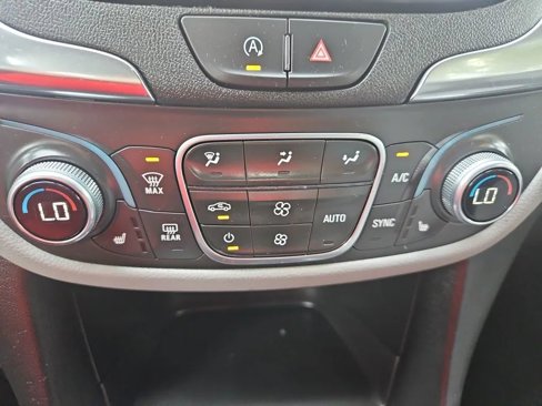 Used 2024 Chevrolet Equinox LT image 11