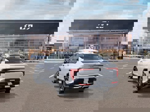 New 2025 Kia K4 EX image 4