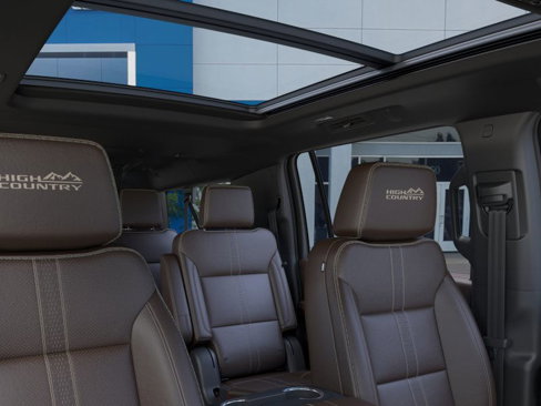 New 2026 Chevrolet Suburban High Country image 26
