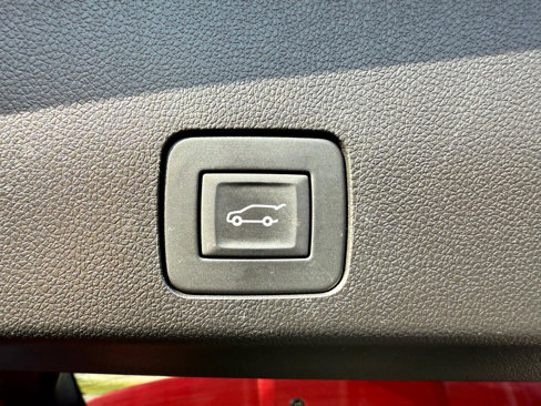 Used 2023 Buick Encore GX Essence w/ Experience Buick Package image 6