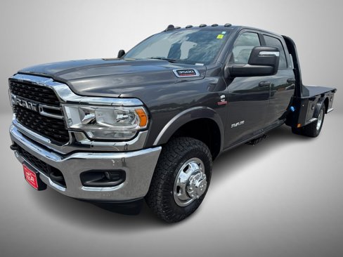 Used 2024 RAM 3500 SLT w/ Quick Order Package 2YG SLT image 2