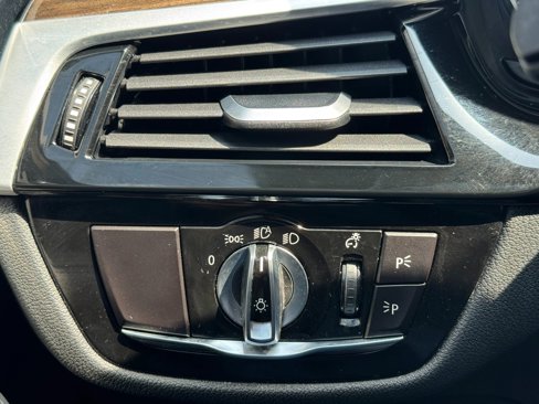 Used 2019 BMW 540i image 25