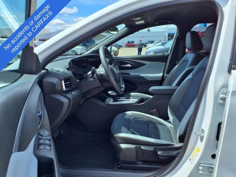 Used 2024 Buick Envista Preferred w/ Advanced Safety Package image 19