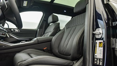 New 2026 BMW X7 M60i image 25